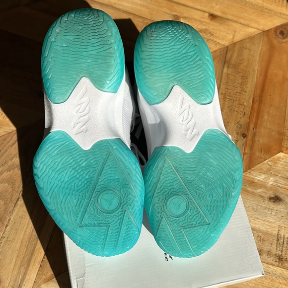 Jordan Zion 1 (GS) Youth - Picture 8 of 8